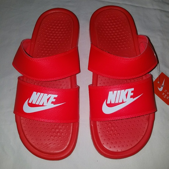 red nike benassi duo slides